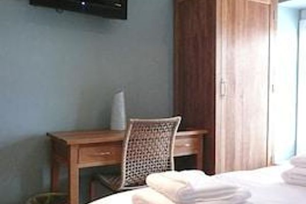 The Castle Hotel (Wales)